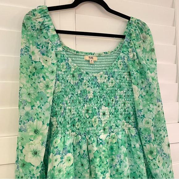 BB Dakota Color Me Lucky Dress Smocked Floral Long Sleeve Mini Dress Green - Picture 4 of 6